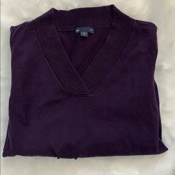 Plum Gap V Neck Sweater - Picture 1 of 5